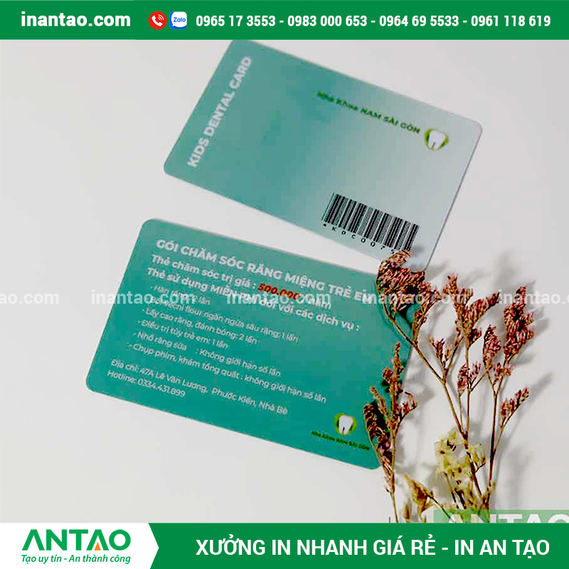 Giao Hàng In Thẻ Nhựa Toàn Quốc Sản phẩm thẻ nhựa sau khi in được đóng gói cẩn thận, sẵn sàng giao hàng nhanh chóng cho khách hàng trên toàn quốc từ xưởng in An Tạo.