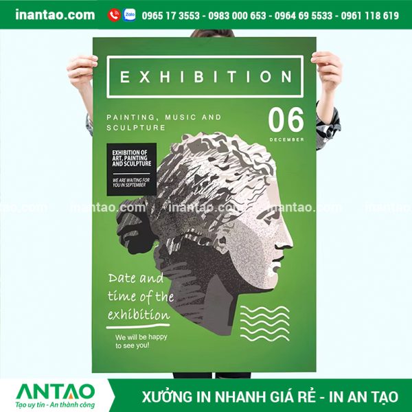 Ứng dụng banner, poster giấy để làm backdrop check-in cho một sự kiện nhỏ trong nhà.