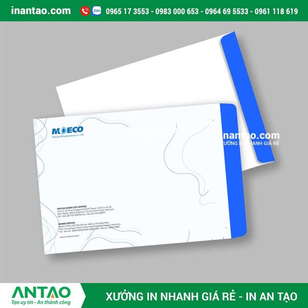 Cận cảnh bao thư A4 in logo công ty, dùng để đựng hợp đồng và tài liệu quan trọng.